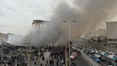 Tahran'daki Cennet Çarşısı'nda Büyük Yangın