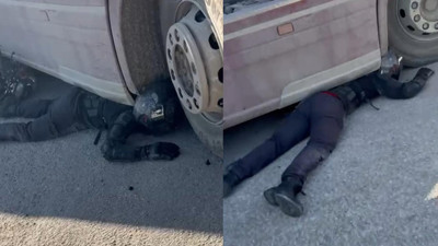 Feci Kazada Mucize Kurtuluş! Tırın Altında Sıkıştı, Kaskı Kurtardı