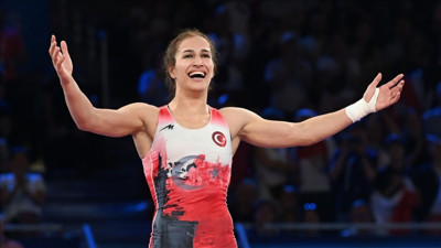 Zagreb'de Altın Madalya Milli Güreşçi Buse'nin