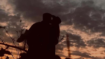 Aslıhan Malbora Ve Çağatay Ulusoy’dan Çiftinden Aşk Dolu Romantik Paylaşım: Beğeni ve Yorum Yağdı