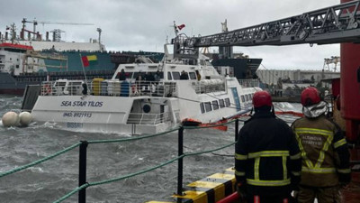 Şiddetli Fırtınada Gemide Mahsur Kaldılar