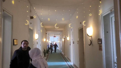 AK Parti TBMM Grubunda 'Ramazan' Süslemesi