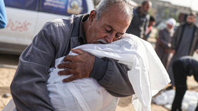 İsrail Ateşkese Rağmen Katlediyor! Gazze'de Ağır Bilanço