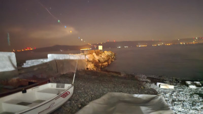 Tekne Battı, Baba ve Oğlu Kendi İmkanlarıyla Kurtuldu