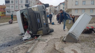 Çorum’da İşçi Minibüsü Devrildi... 5 Yaralı