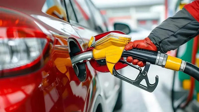 Ramazan Bayramı Öncesi Benzine Yeni Zam: Küresel Petrol Krizi Sürüyor
