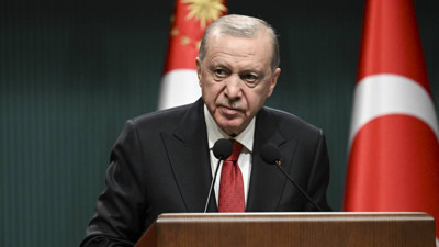 Cumhurbaşkanı Erdoğan'dan Kritik Açıklamalar: 'Türkiye'ye Kimse Diz Çöktüremeyecek'