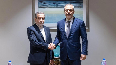 Ateşkes Sonrası İran ile İlk Temas: Bakan Fidan Mevkidaşı Arakçi İle Görüştü