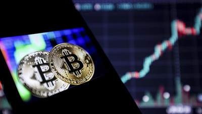 74 Bin Dolarlık Baraj Yıkıldı: Bitcoin'de Rekor Koşusu