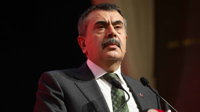 Bakan Tekin'den Okullarda 'Sıfır Taviz' Mesajı