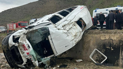 Muş'ta Feci Kaza! Çok Sayıda Yaralı Var