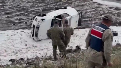 Ardahan'da Askeri Araç Kaza Yaptı, 2 Astsubay Yaralı