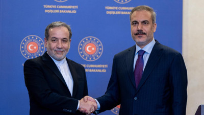 Bakan Fidan'dan Arakçi ile Kritik Temas