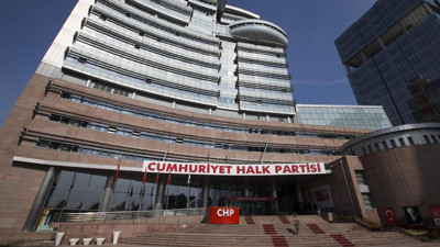 CHP İstanbul İl Kongresi Davası Ertelendi