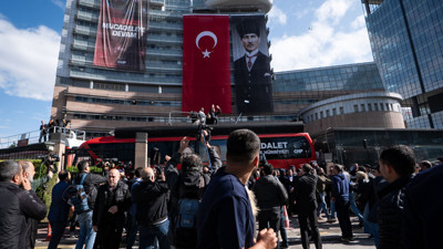 İcra Heyeti Tebliğ İçin CHP Genel Merkezi'ne Girecek