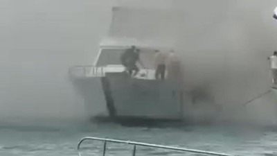 Bebek Sahilinde Tekne Yangını