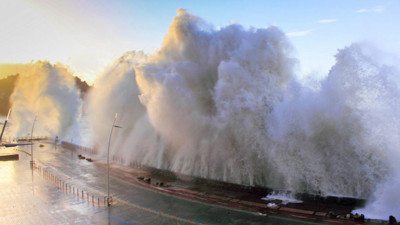 Korkulan Oldu, Dev Deprem Okyanusu Aştı: Japonya'da Tsunami Alarmı