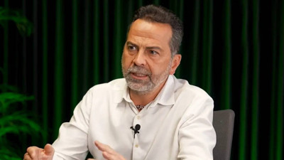 Nasuh Mahruki'ye 15 Temmuz Paylaşımından Soruşturma Açıldı