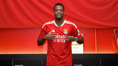 Eski Fenerbahçeli Jhon Duran Benfica'da: Maliyeti Açıklandı