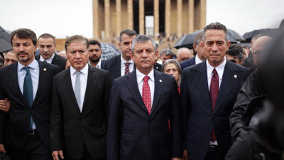 YENİ Parti’de İlk Durak Anıtkabir