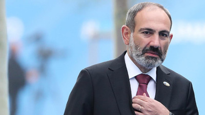 Ermenistan Başbakanı Paşinyan ve Hükümeti İstifa Etti