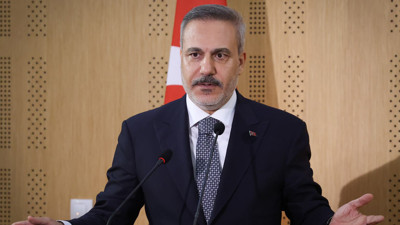 Ankara’da Peş Peşe Kritik Telefonlar! Bakan Fidan Bölgesel Kriz İçin Devreye Girdi