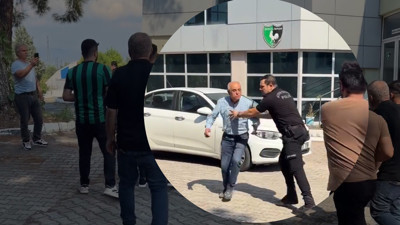 Lige Katılamayacak Denizlispor'da Gergin Anlar! Taraftar Tesislere Akın Etti