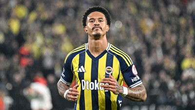 Oosterwolde'de Transfer Sorusuna Olay Yanıt: Fenerbahçe'ye Sorun