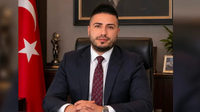 YENİ Parti’de İstifa Depremi: Kurucu İlçe Başkanı Erdinç Keskin Görevi Bıraktı