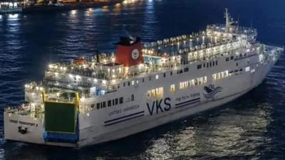 Endonezya'da Yolcu Gemisi Faciası: Altı Kişi Öldü, 130 Kişi Aranıyor