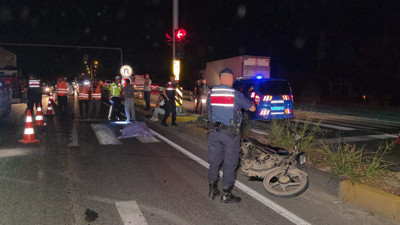 Antalya'da Otomobil Motosiklete Çarptı! Bir Ölü, Bir Yaralı