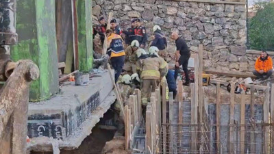 Çekmeköy'de Göçük Altında Kalan İşçi Kurtarıldı