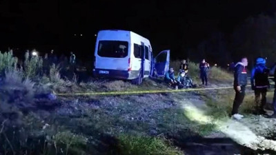 Kayseri'de Kepçe ve İşçi Servisleri Çarpıştı! Bir Ölü, 15 Yaralı