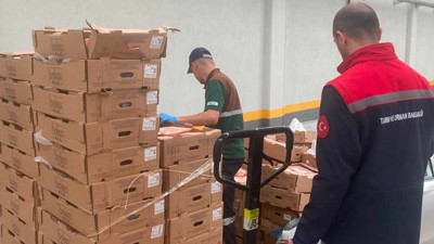 CİMER İhbarıyla Basılan Depoda Tam 7 Ton Tarihi Geçmiş Tavuk Eti Ele Geçirildi