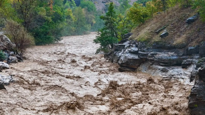 Tunceli’de Sağanak Alarmı: Munzur ve Pülümür Çayları Taşıyor, Valilik Uyardı!