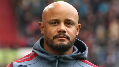 Kompany'den Korkutan Haber, Bir Anda Yere Yığıldı