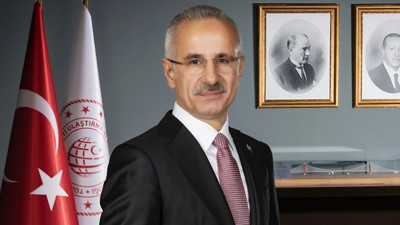 Orta Koridor’da Dev Adım: Bakan Uraloğlu Divriği-Kars-Gürcistan Hattı İhale Tarihini Açıkladı
