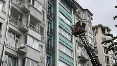 Şişli'de Korku Dolu Anlar: 8 Katlı Binanın Üst Katı Alev Alev Yandı