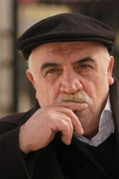 Süper Baba'nın Şevket'i bakın kiminle evli - Resim: 10