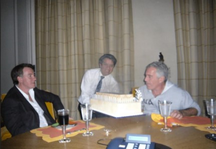 Dünyayı Sarsan Epstein Skandalında Yeni Perde: 13 Bin Dosya Yayınlandı, Belgelerden Bu Sefer Bill Clinton ve Michael Jackson Çıktı - Resim : 2