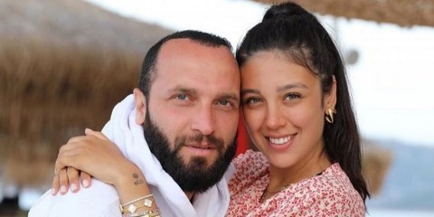 Özlem Ada Şahin: Evde Berkay’ın dediği olur, biz ataerkil bir aileyiz