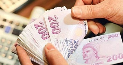 SGK Uzmanı Özgür Erdursun tek tek açıkladı: Kimler EYT ile emekli olamaz?