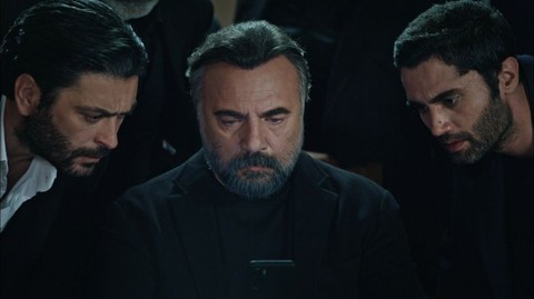 Usta oyuncu Eşkıya Dünyaya Hükümdar Olmaz'a veda etti
