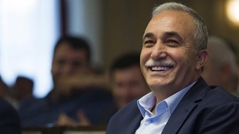 Fakıbaba'dan AKP'lilere: Çok da şeyimde değil!