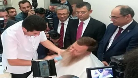 CHP’li Aytuğ Atıcı OHAL’e tepki olarak uzattığı sakalını kestirdi