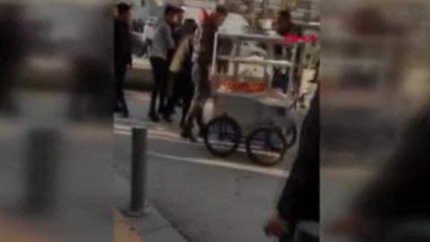 Zabıta ekiplerinden, seyyar satıcıya şiddet