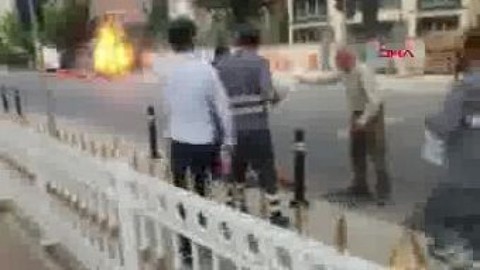 Pendik'te doğalgaz borusu delindi: Alevler Metrelerce yükseldi