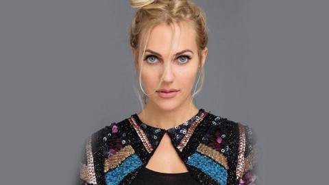 Meryem Uzerli önce estetikçiye sonra törene gitti
