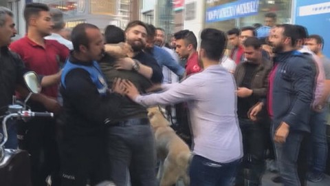 Sirkeci'de hareketli anlar! Polis müdahale etti