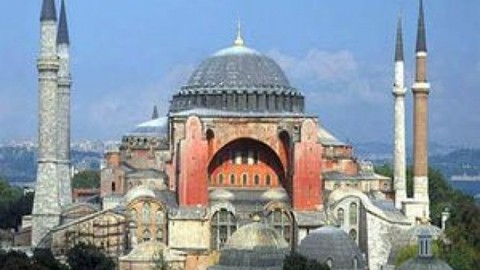 Ayasofya'ya rekor ziyaret! birçok ülke nüfusunu geride bıraktı